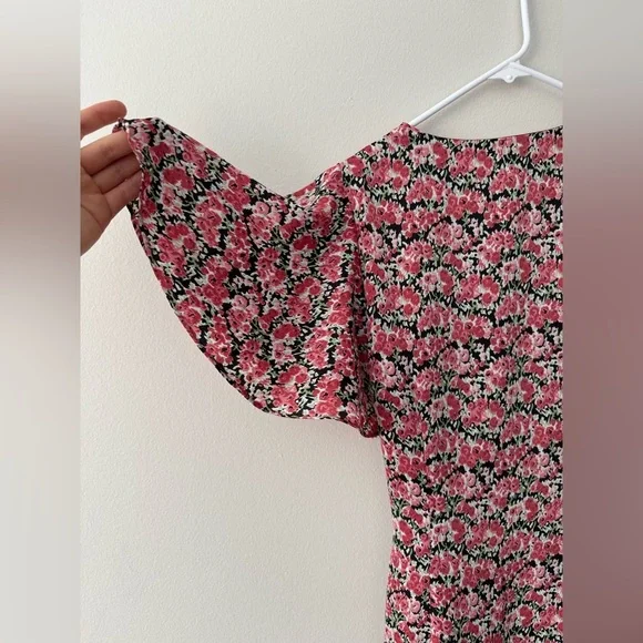 DRESS FORUM Floral-Print Satin Wrap Mini Dress - Picture 11 of 14